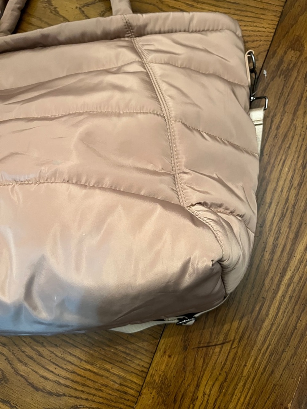 Alexis Bendel Blush Tan Quilted Tote with Adjustable Strap, NWOT - Picture 6 of 16